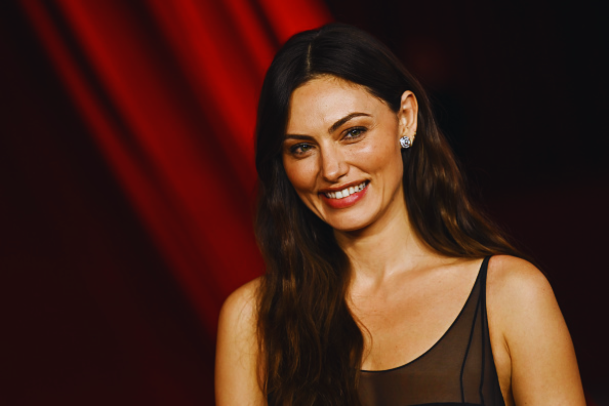Phoebe Tonkin’s Star-Studded NYC Wedding: A Chic Celebration of Love